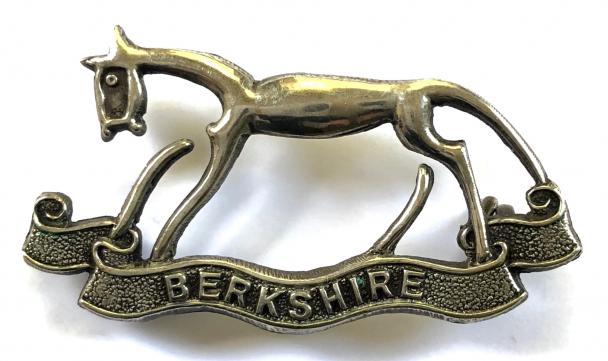 Berkshire Yeomanry cap badge post 1908