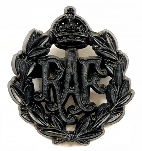 WW2 Royal Air Force plastic economy issue RAF cap badge