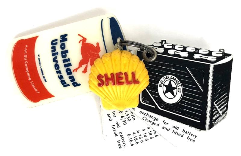 Mobiland Universal Oil, Shell & Blue Star Garages Ltd advertising key ring badges